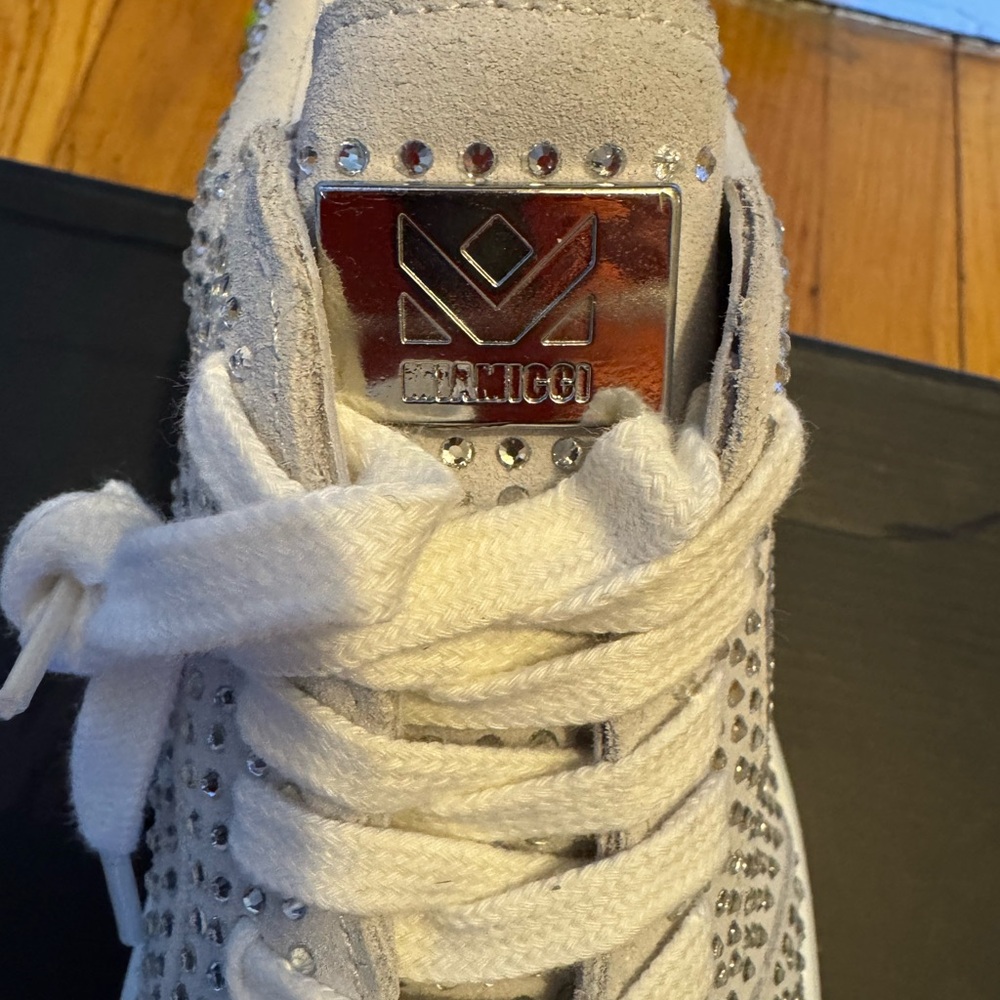 Stylish White with crystal  Sneakers beautiful comfortable.